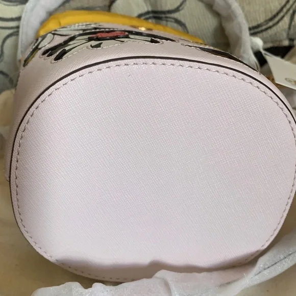 SOLD⛔️Authentic TORY BURCH Leather flower appliqués drawstring optional Crosb - Picture 2 of 15